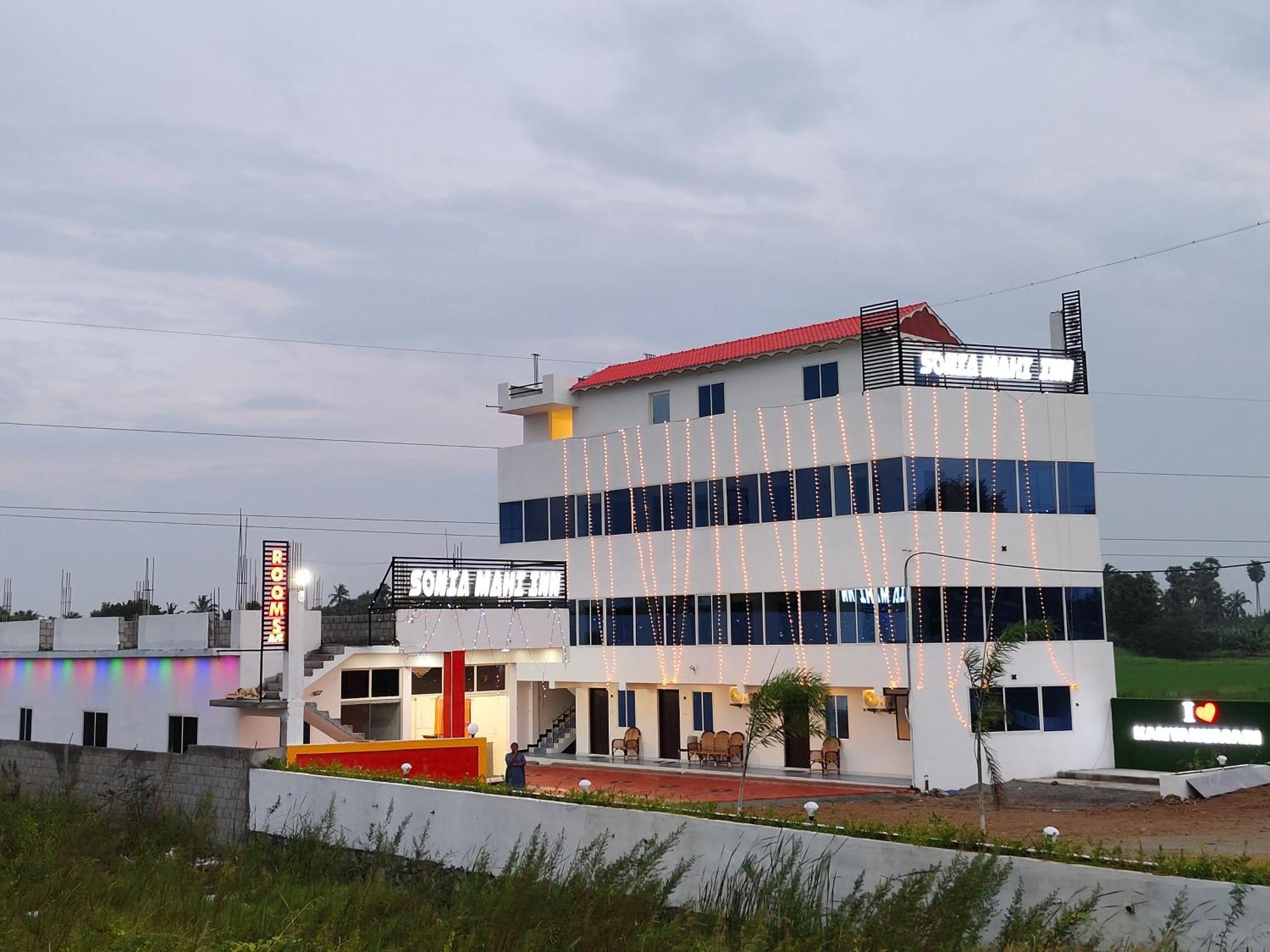 Hotel Sonia Mahi Inn 카니아쿠마리 외부 사진